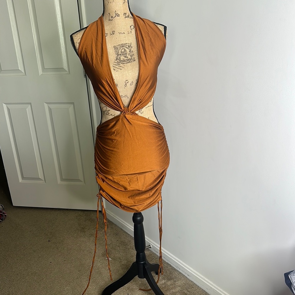 Elegant Halter Neck Ruched Dress - Rust